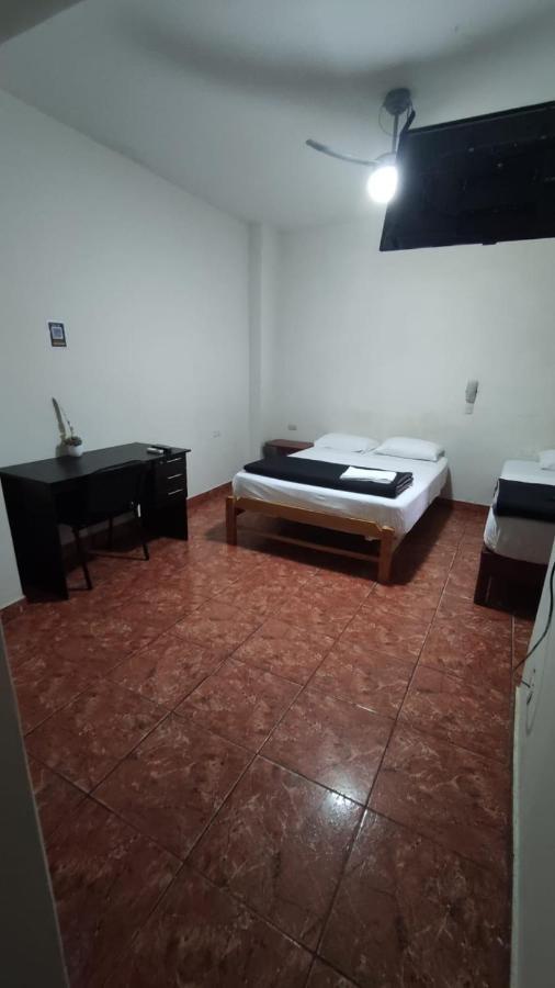 Guest House Tumbes Exteriör bild