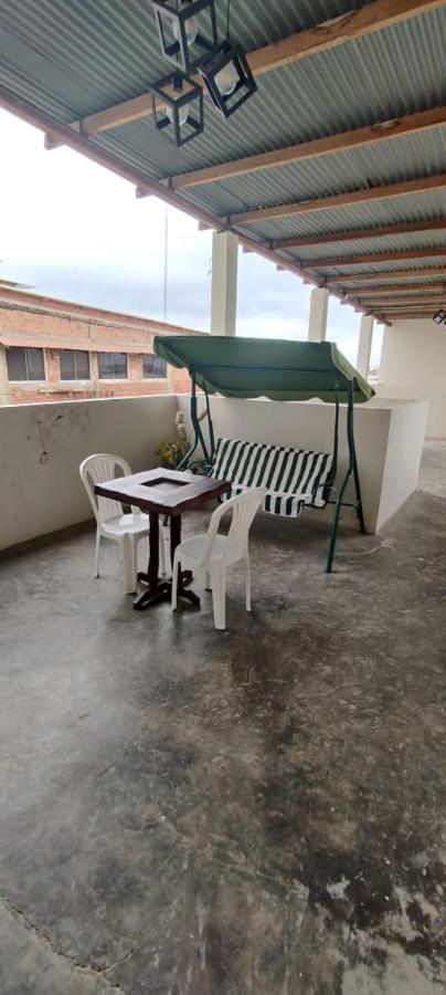Guest House Tumbes Exteriör bild